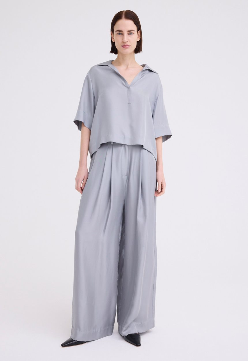 Jac + Jack Blume Silk Twill Top - Oxide Grey